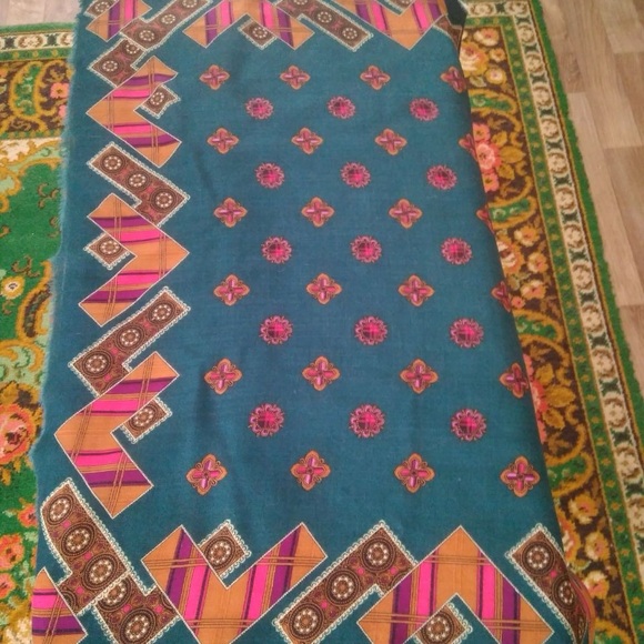 Oscar De La Renta vintage wool scarf - Picture 9 of 9